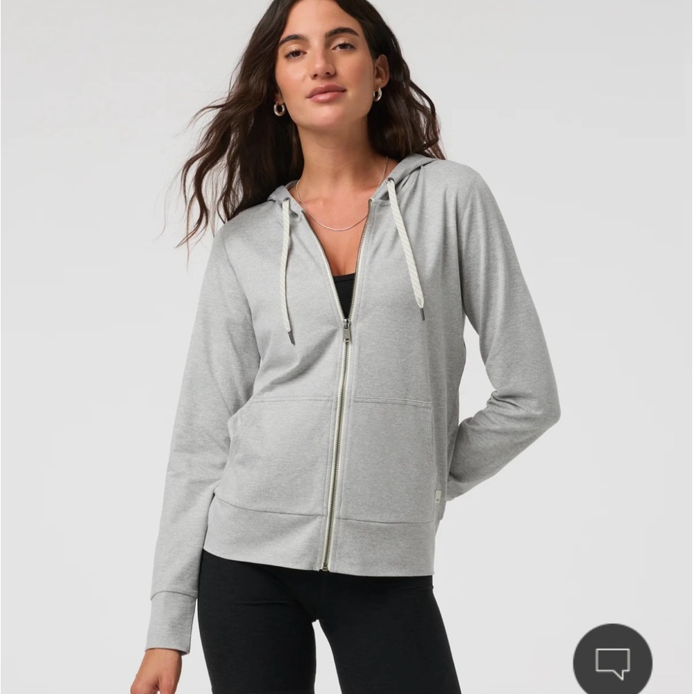 Vuori halo performance hoodie